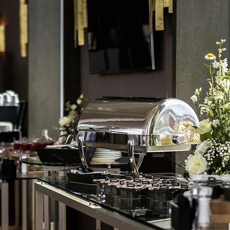 Ac Hotel By Marriott Paris Le Bourget Airport Dugny Bagian luar foto
