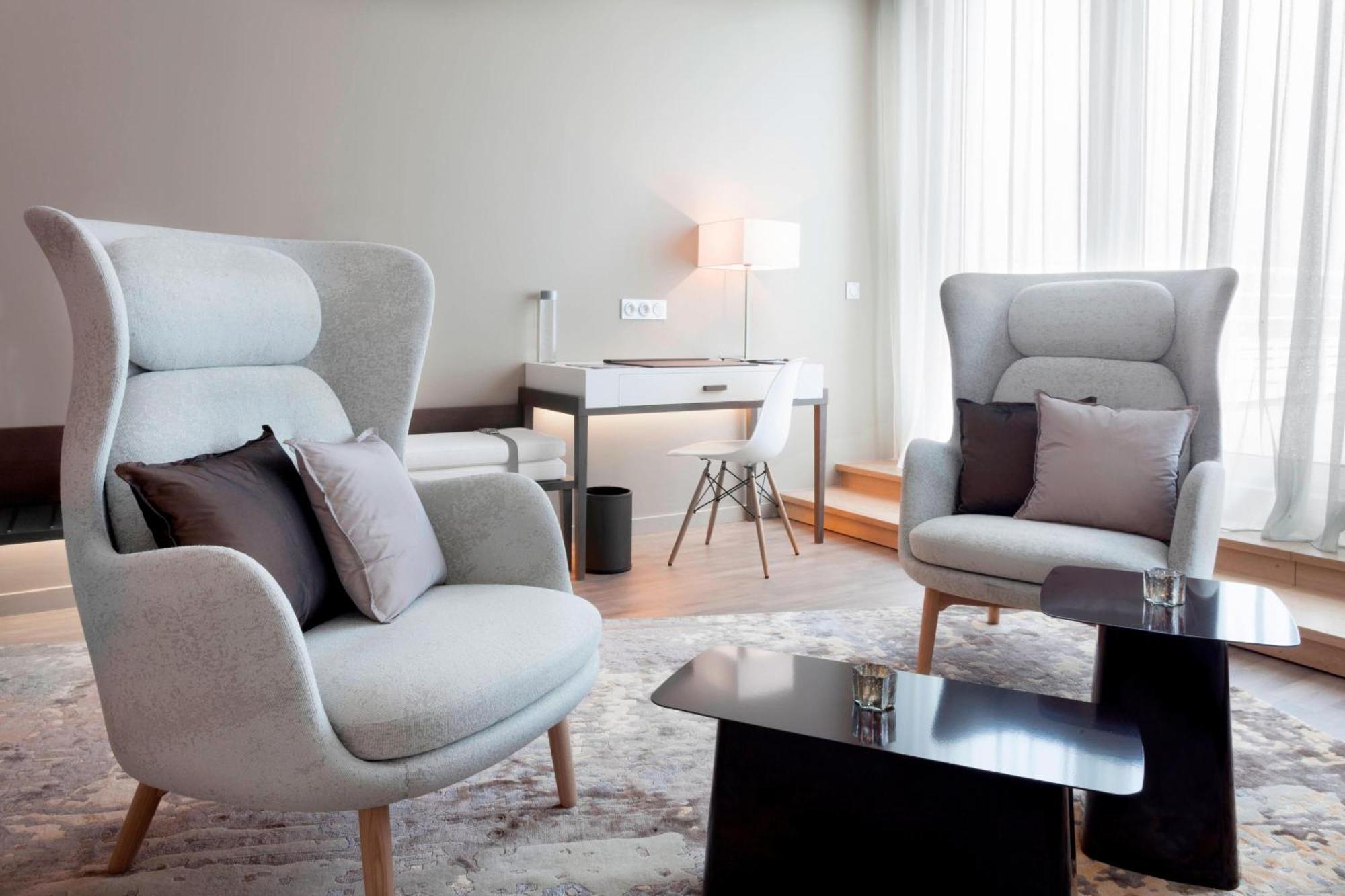 Ac Hotel By Marriott Paris Le Bourget Airport Dugny Bagian luar foto