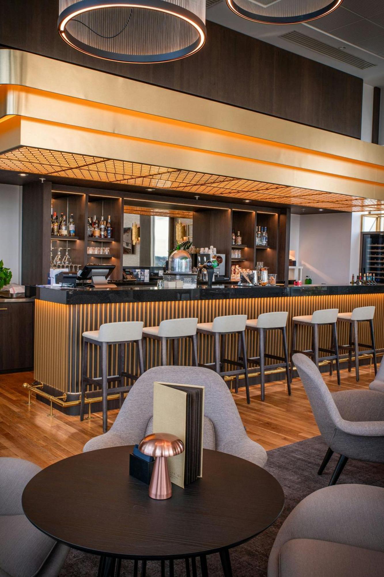 Ac Hotel By Marriott Paris Le Bourget Airport Dugny Bagian luar foto