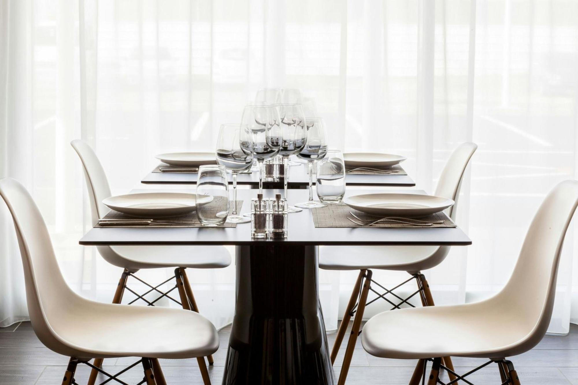Ac Hotel By Marriott Paris Le Bourget Airport Dugny Bagian luar foto