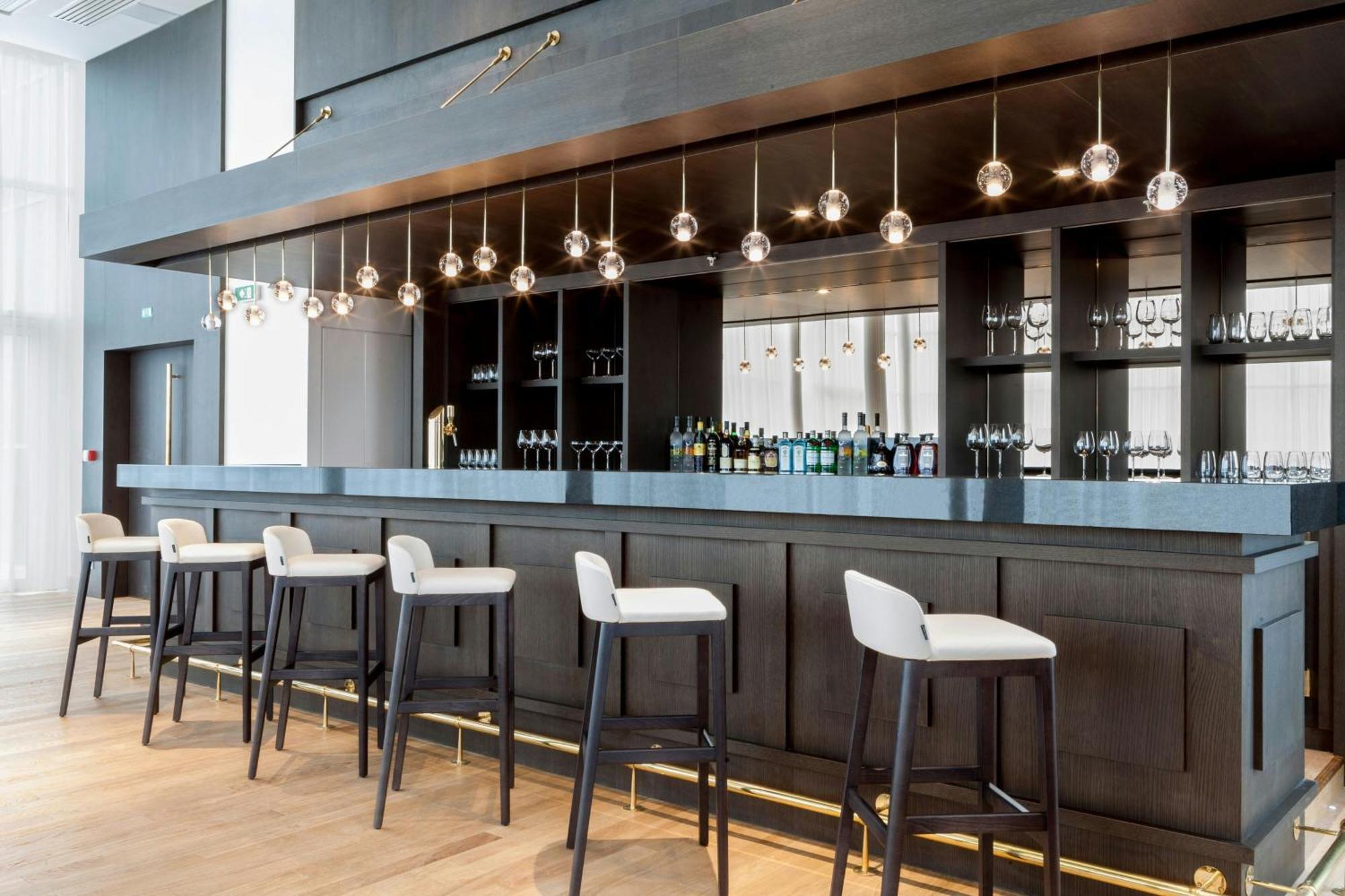 Ac Hotel By Marriott Paris Le Bourget Airport Dugny Bagian luar foto