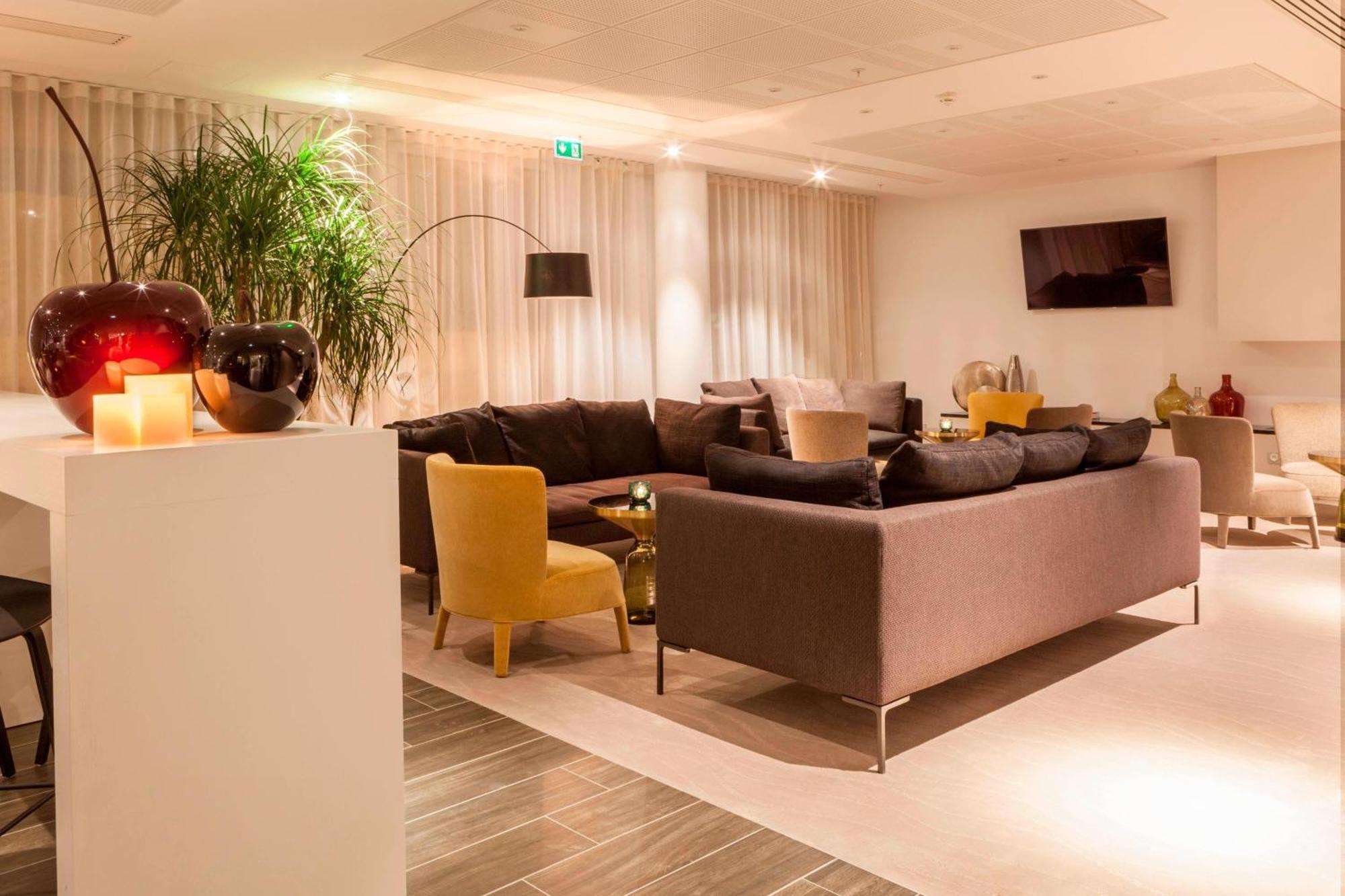 Ac Hotel By Marriott Paris Le Bourget Airport Dugny Bagian luar foto