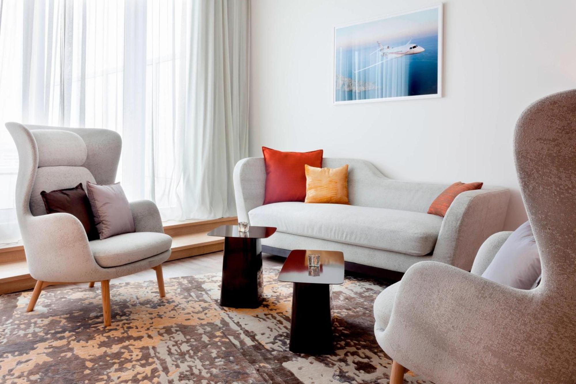 Ac Hotel By Marriott Paris Le Bourget Airport Dugny Bagian luar foto
